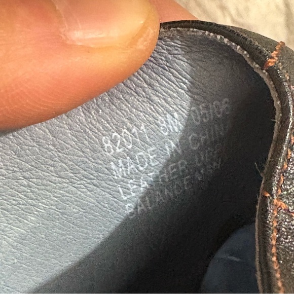 Indigo by Clarks Western Boot Style Slip on Heels Black Leather Sz 8M Pointed - Picture 9 of 10